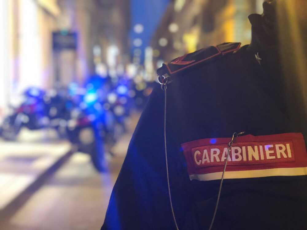TRASTEVERE - Controlli dei Carabinieri nella movida (2)