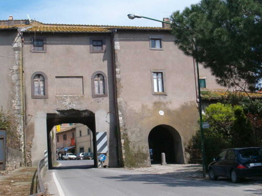 arco monte romano