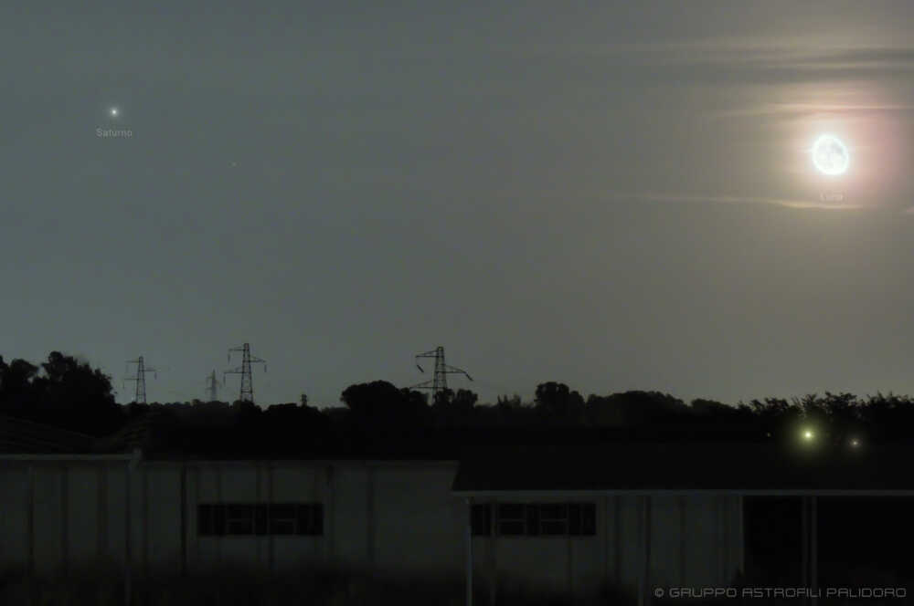 bacio luna e saturno