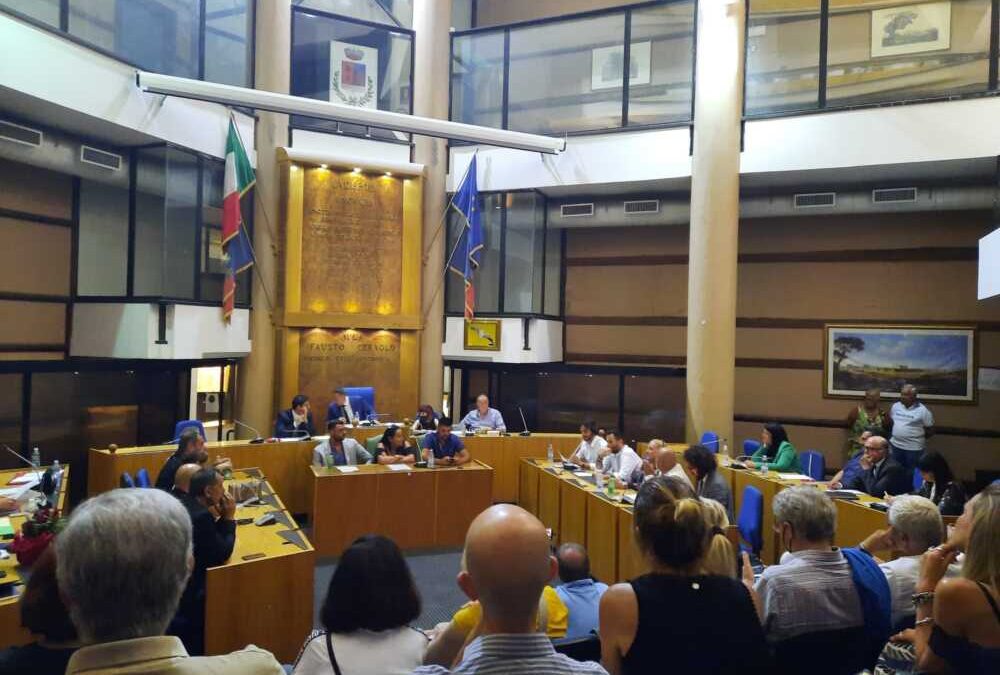 Mozioni, la maggioranza di Grando abbandona l’Aula a Ladispoli