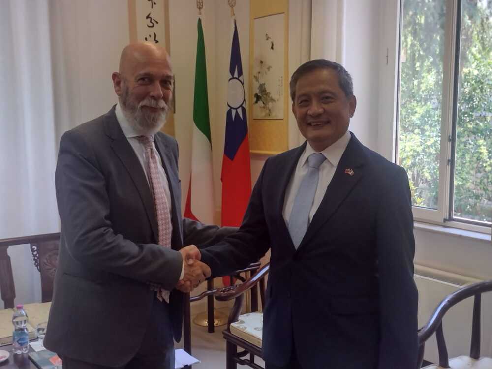 tedesco e sing-ying leec taipei tedesco e sing-ying leec taipei