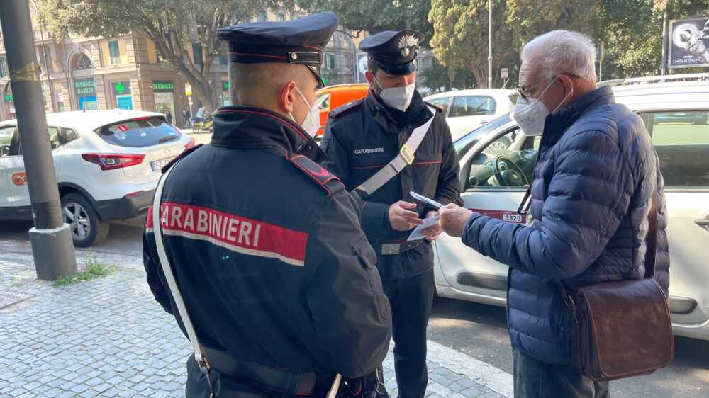 Carabinieri, campagna di prevenzione truffe, incontri presso Farmacie anziani