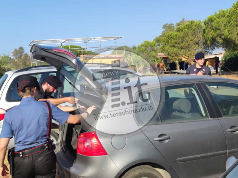 carabinieri fontanatetta case abusive perquisizioni