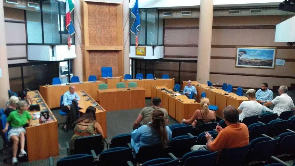 commercianti ladispoli aula ceraolo consiliare commercianti ladispoli aula ceraolo consiliare