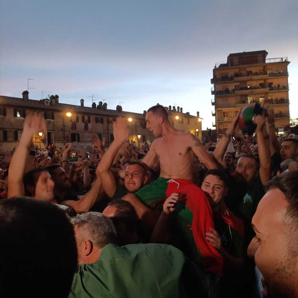 Palio Allumiere 2022 vittoria nona fantino mario vela Palio Allumiere 2022 vittoria nona fantino mario vela