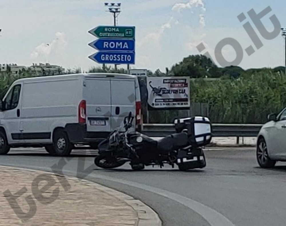 moto a terra rotatoria ladispoli