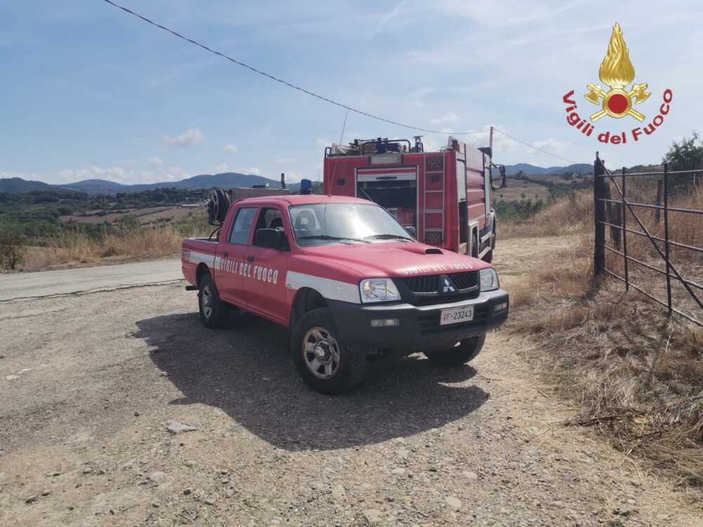 vvf vigili fuoco pompieri tolfa campagna incendio vvf vigili fuoco pompieri tolfa campagna incendio