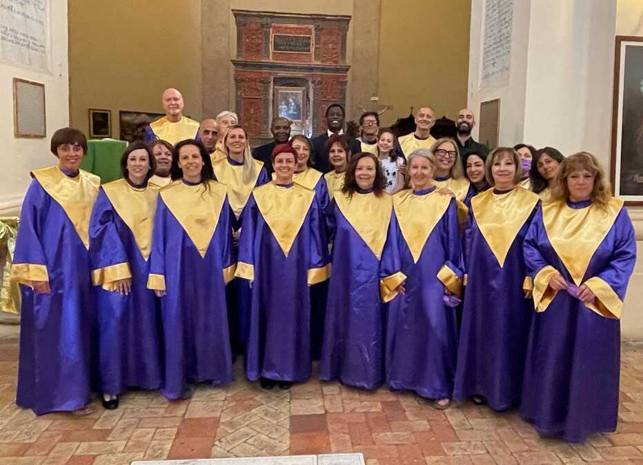 Domenica il Purple Gospel Choir di Tolfa accompagna la messa in Cattedrale a Civitavecchia