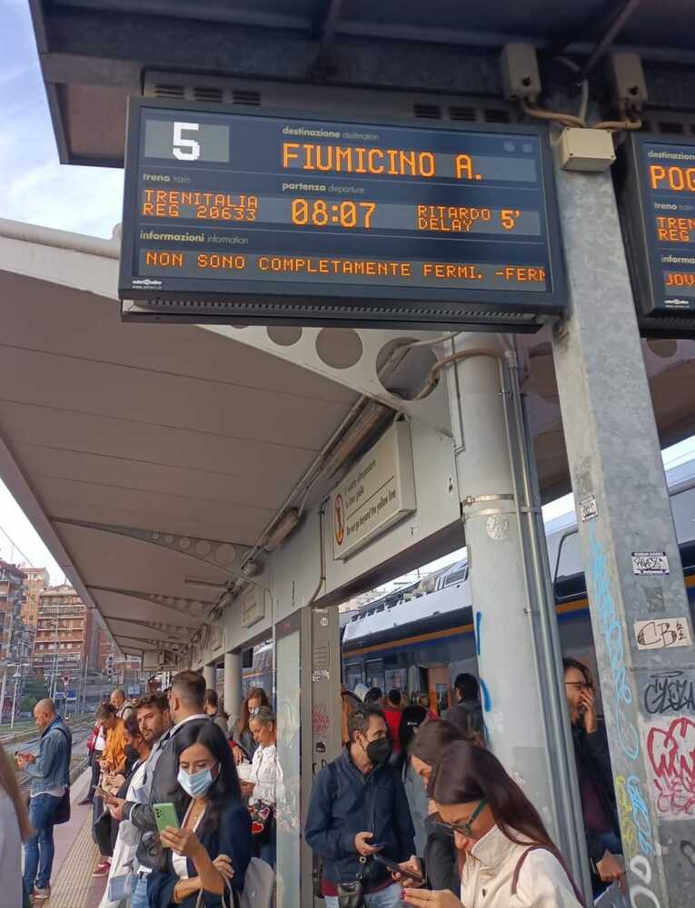 fl1 stazione fiumicino treno
