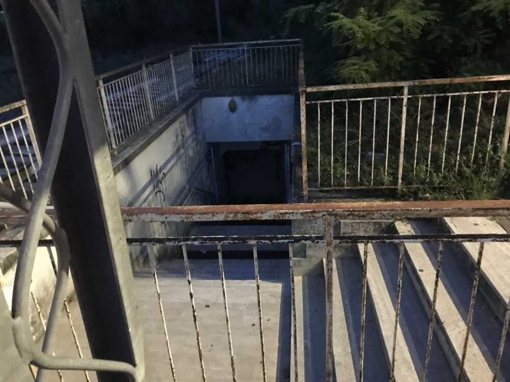 sottopasso sottopassaggio buio bracciano sottopasso sottopassaggio buio bracciano