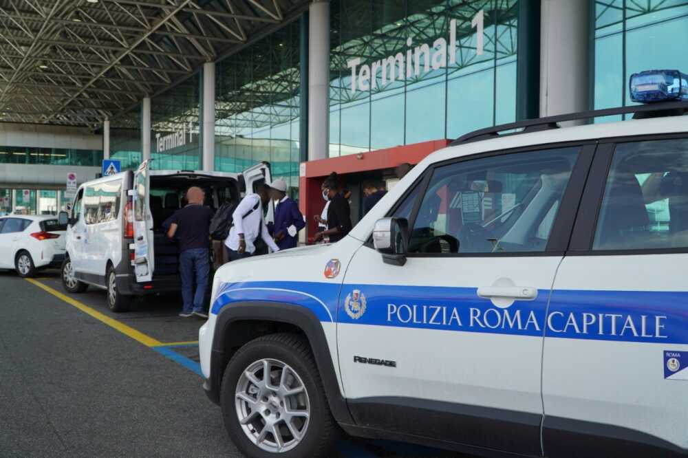 taxi ncc fiumicino municipale roma capitale 1 taxi ncc fiumicino municipale roma capitale 1
