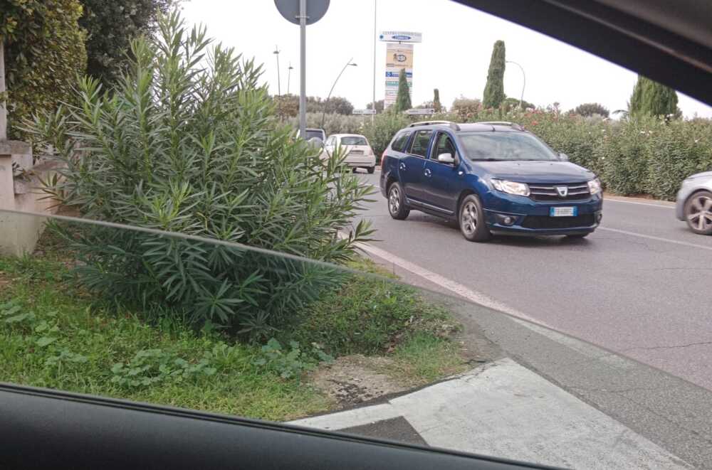 Incrocio Via Londra - Via Settevene Palo