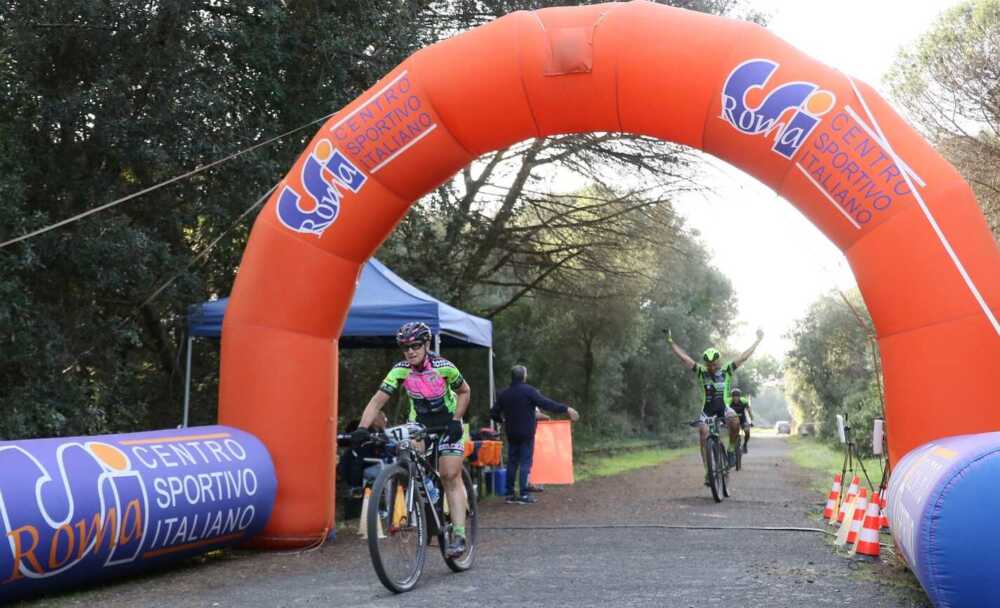 Ad Ostia memorabile epilogo della mountain bike per la Mtb Santa Marinella alla Sei Ore del Mare