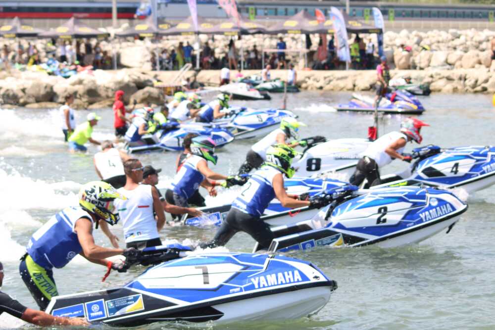 partenza motonautica idromoto partenza motonautica idromoto