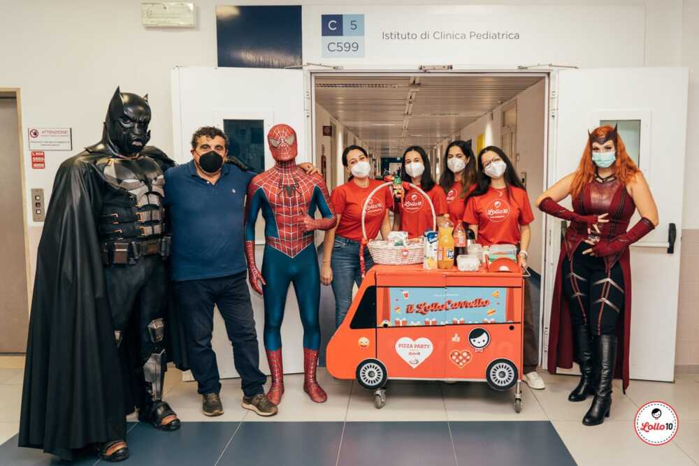 batman uomo ragno spiderman policlinico gemelli supereroi Scarlet Witch