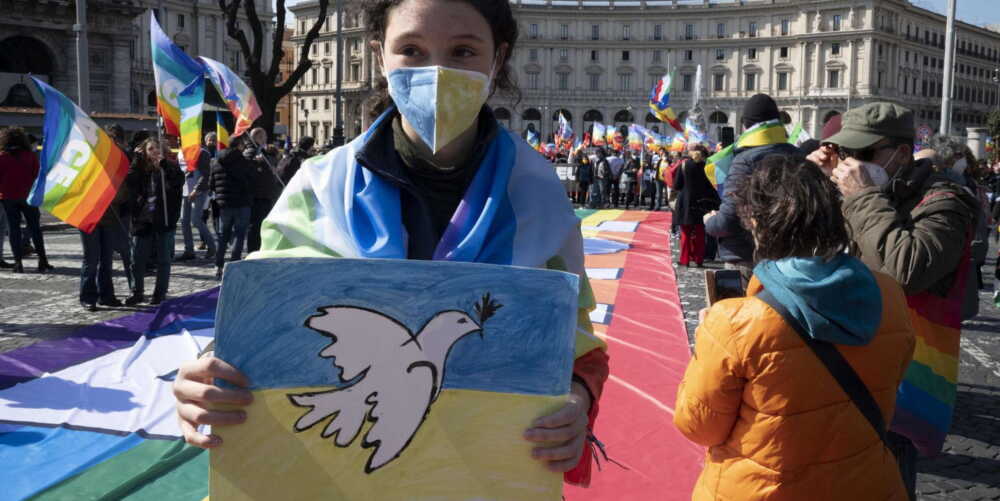 marcia pace roma colomba ucraina