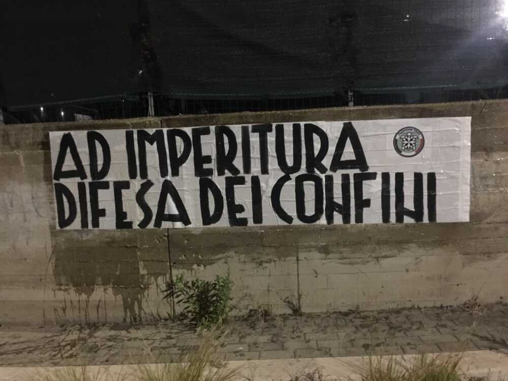 striscione casapound 4 novembre striscione casapound 4 novembre