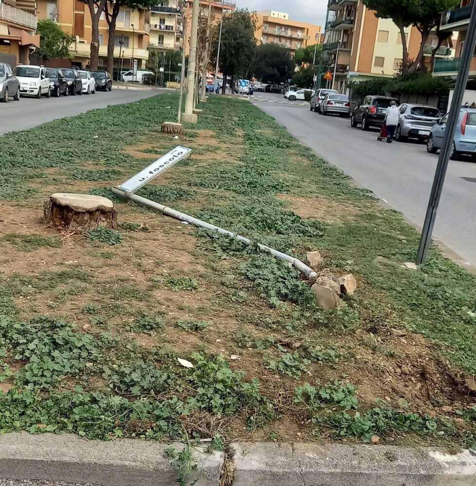 via ugo foscolo ladispoli cartello 3 via ugo foscolo ladispoli cartello 3