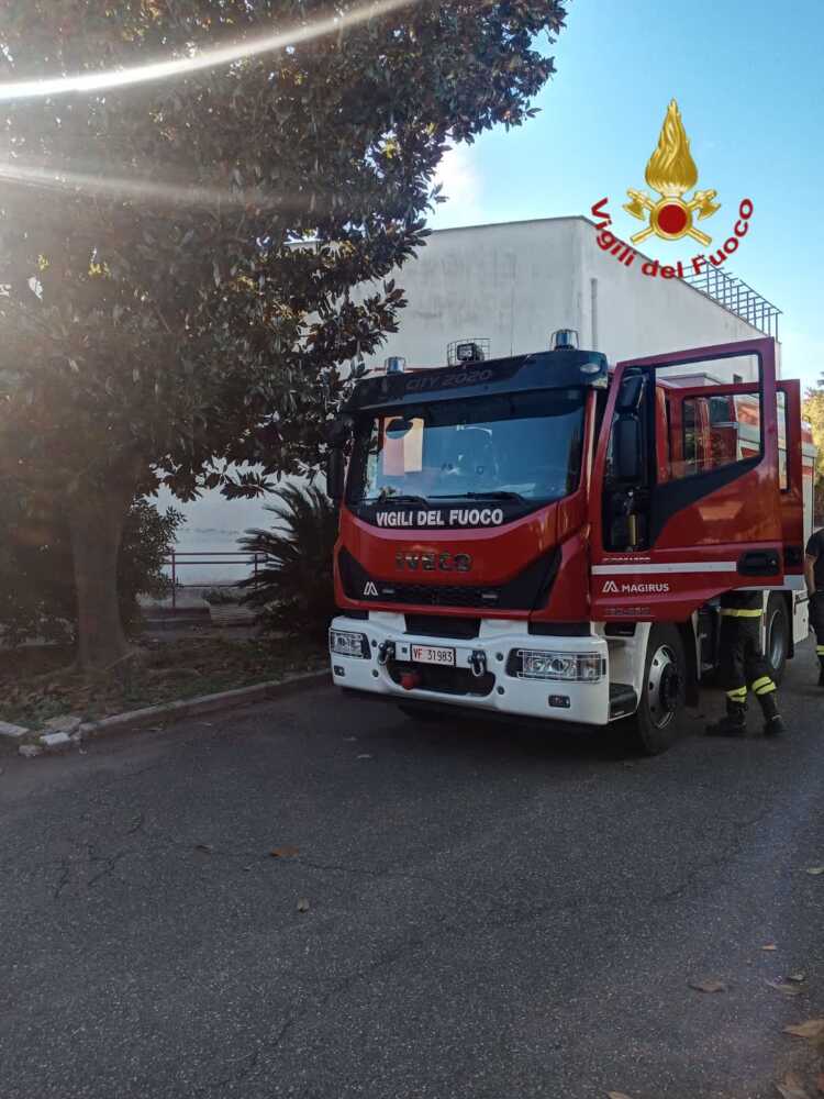 vvf vigili fuoco pompieri vvf vigili fuoco pompieri