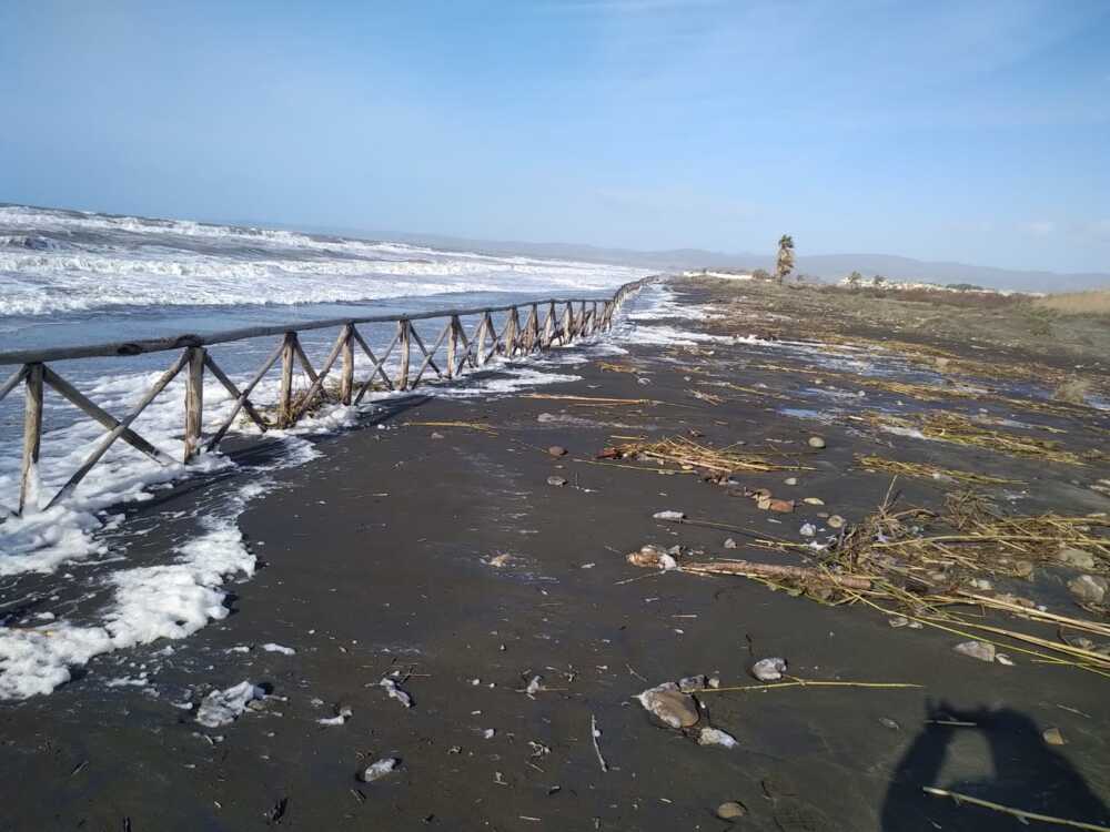 mareggiata cerenova torre flavia 1 mareggiata cerenova torre flavia 1