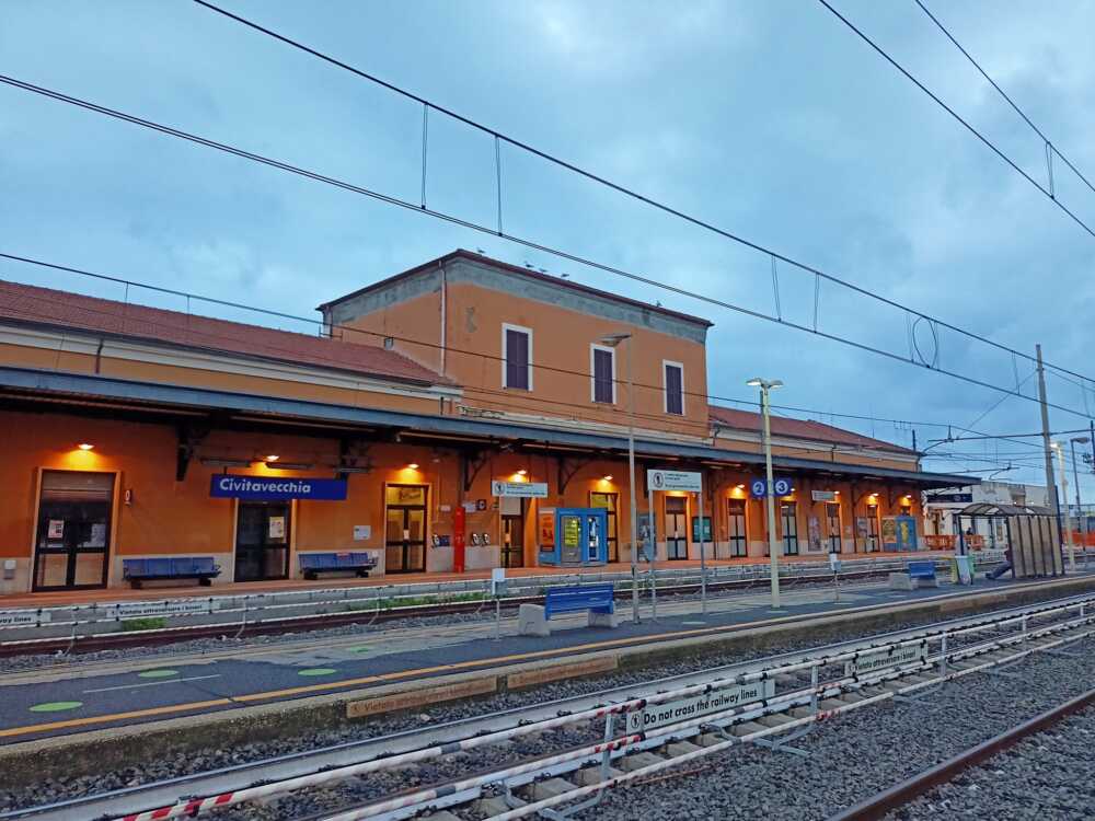 stazione civitavecchia fabbricato viaggiatori stazione civitavecchia fabbricato viaggiatori