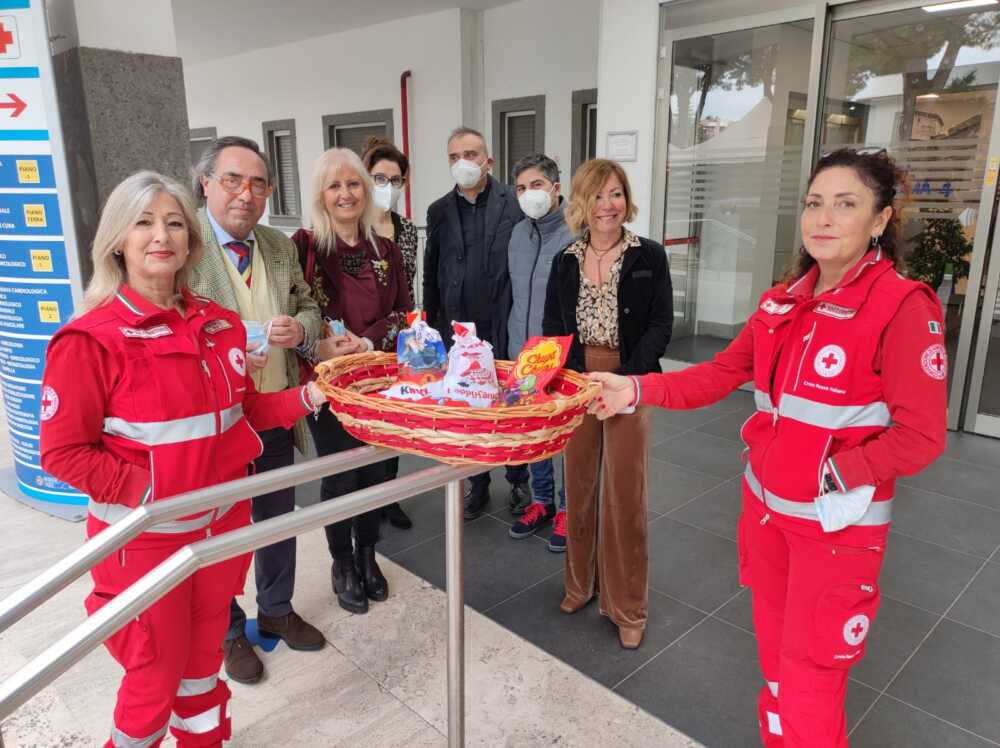 calze croce rossa ambiasciatore taipei civitavecchia