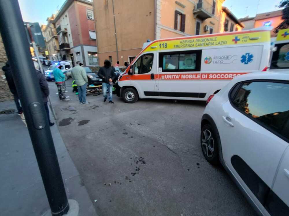 foto incidente in piazza aldo m oro