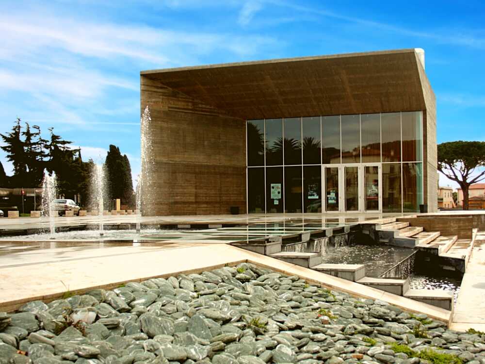 teatro_lea_padovani teatro montalto