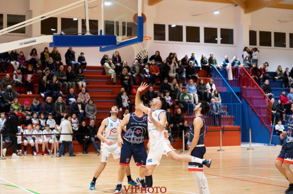 La Dinamo Ladispoli aspetta 400 tifosi al PalaSorbo