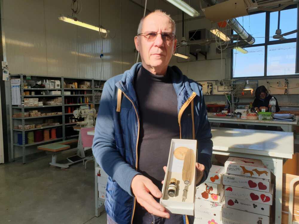 Dallaiti penne re sole louvre cna