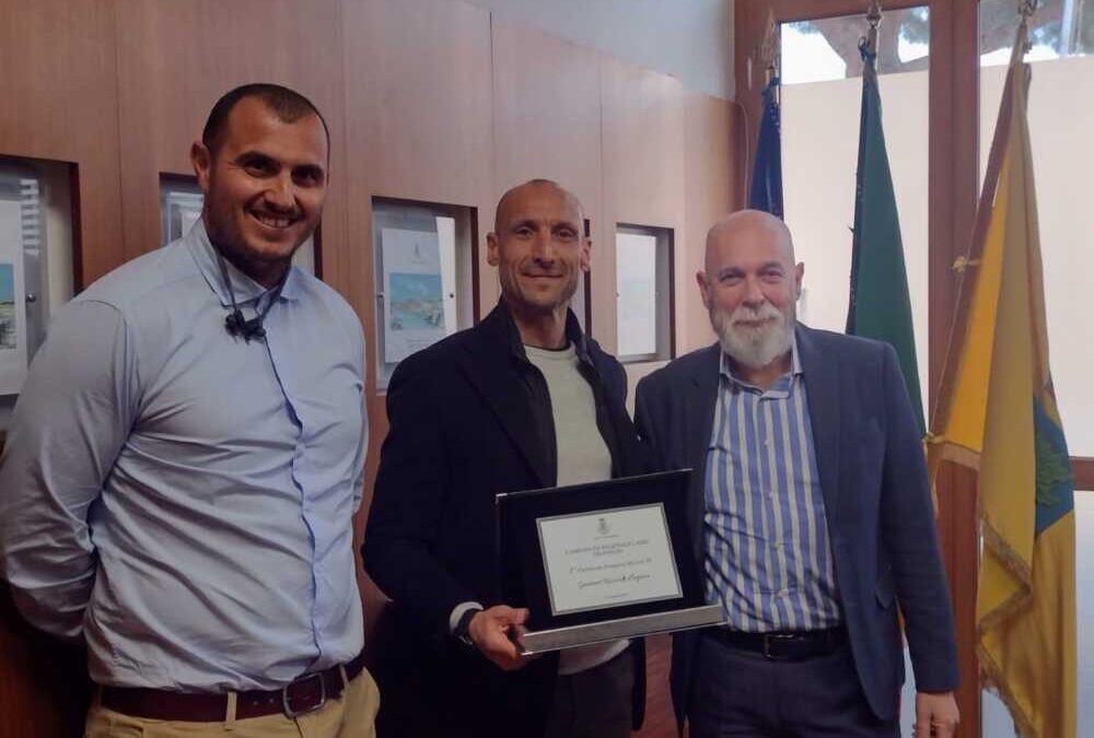 Premiato al Pincio il triatleta di Civitavecchia Gaetano Riccardo Lagona