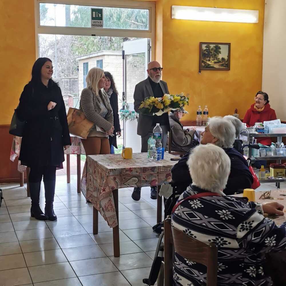 pincio sindaco civitavecchia anziane 8 marzo
