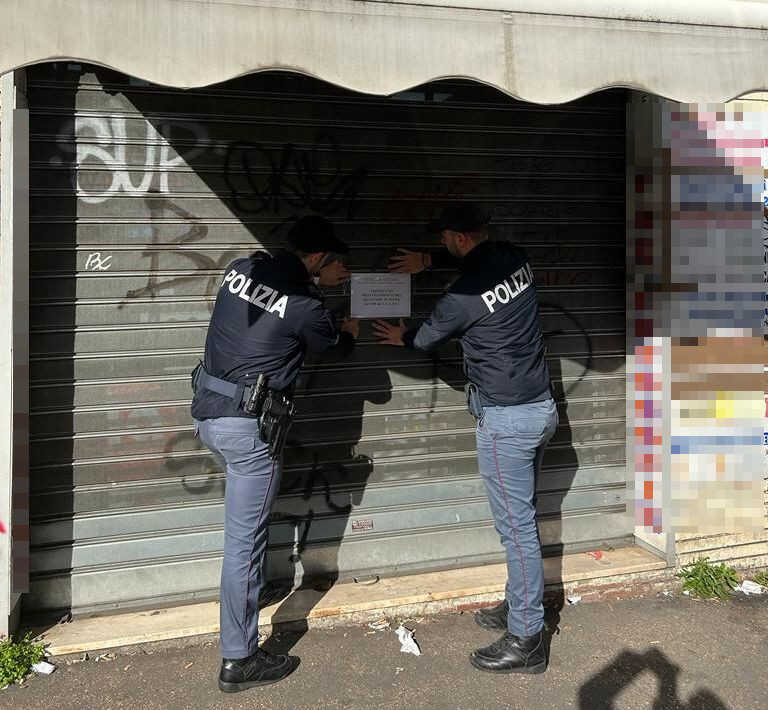 polizia chiuso compro oro abusivo polizia chiuso compro oro abusivo