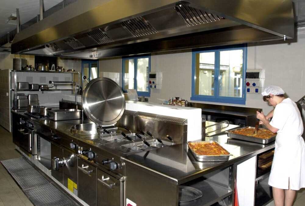 Mensa e centro cottura a Santa Marinella, lavori in partenza