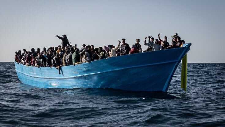 migranti in arrivo a catania