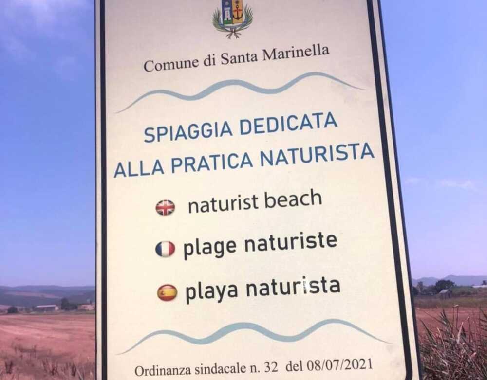 unait naturisti nudisti santa severa sabbie nere (1) unait naturisti nudisti santa severa sabbie nere (3)