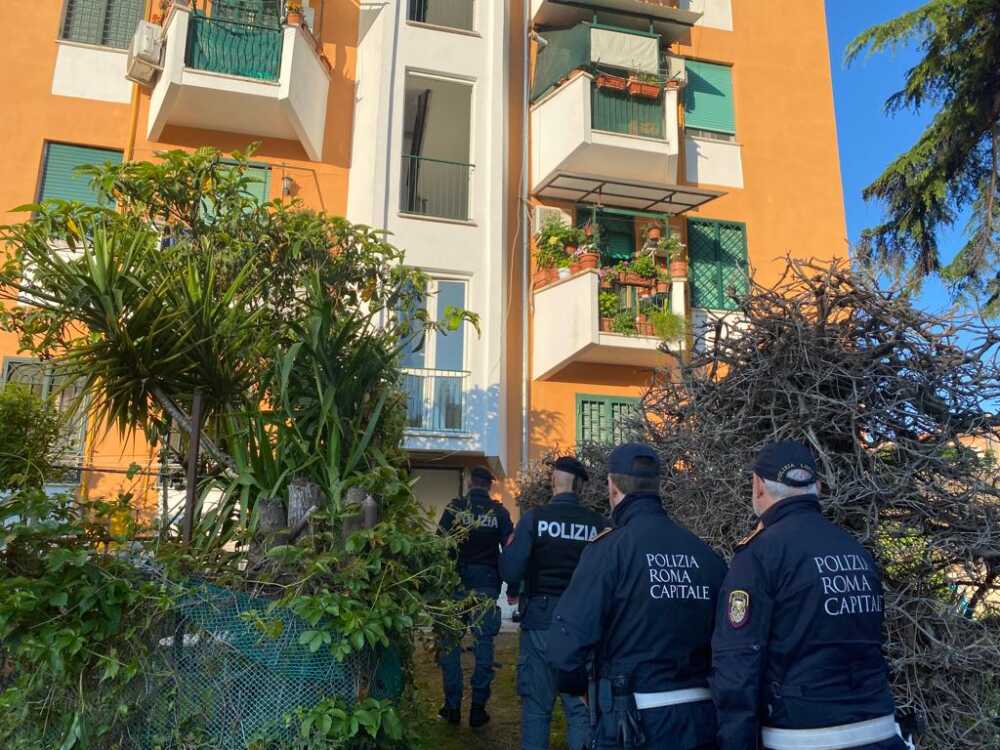 Foto Sgombero San Basilio (1)