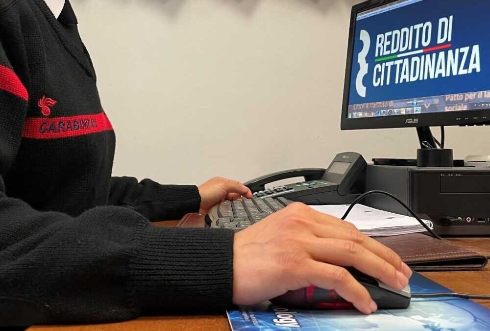 Reddito di cittadinanza: denunciate 40 persone dai carabinieri, danno per lo Stato da 300mila euro