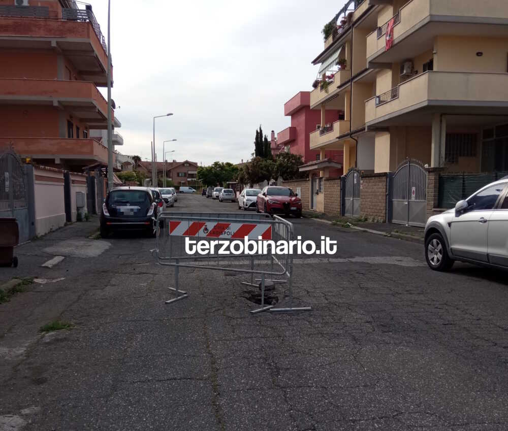 buca voragine via capri ladispoli (41) buca voragine via capri ladispoli