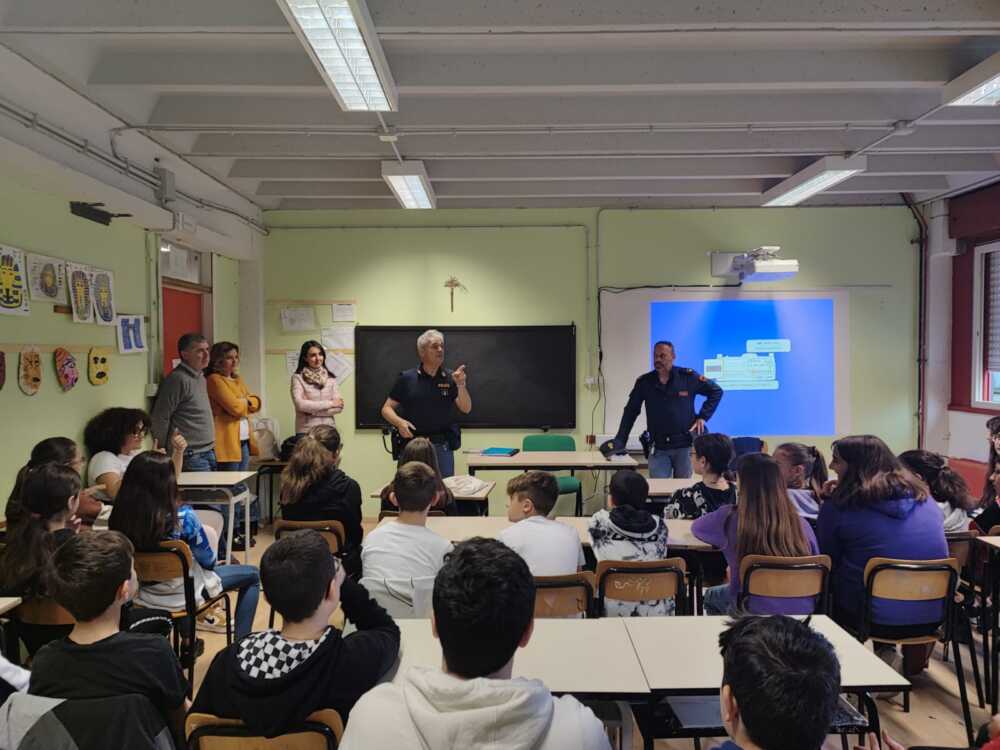 polizia scuola comprensivo tolfa polizia scuola comprensivo tolfa