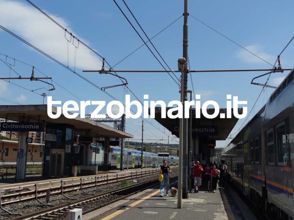 stazione civitavecchia treno fl5 turisti croceristi pendolari stazione civitavecchia treno fl5 turisti croceristi pendolari