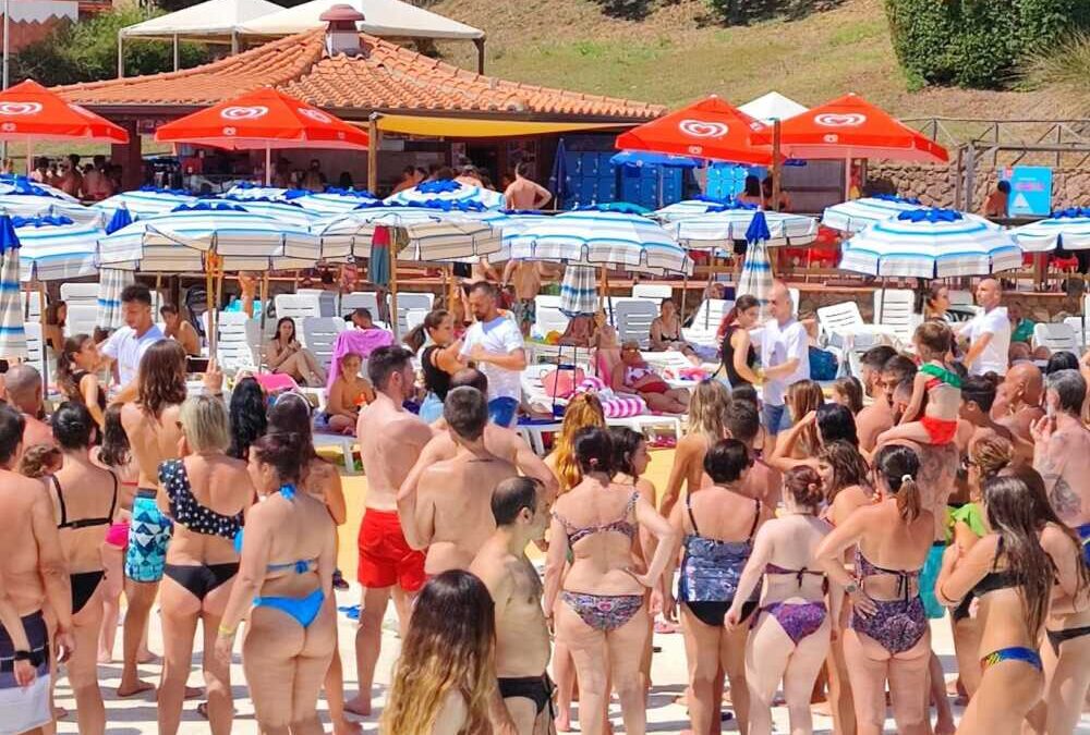 A Civitavecchia si celebra la Giornata del Bacio: domenica Festival della Bachata all’Aquafelix