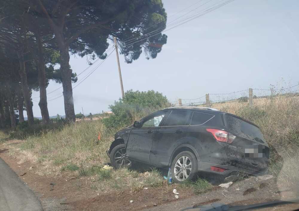 auto-rimorchiata-ladispoli-aurelia-carro-attrezzi-incidente auto-rimorchiata-ladispoli-aurelia-carro-attrezzi-incidente