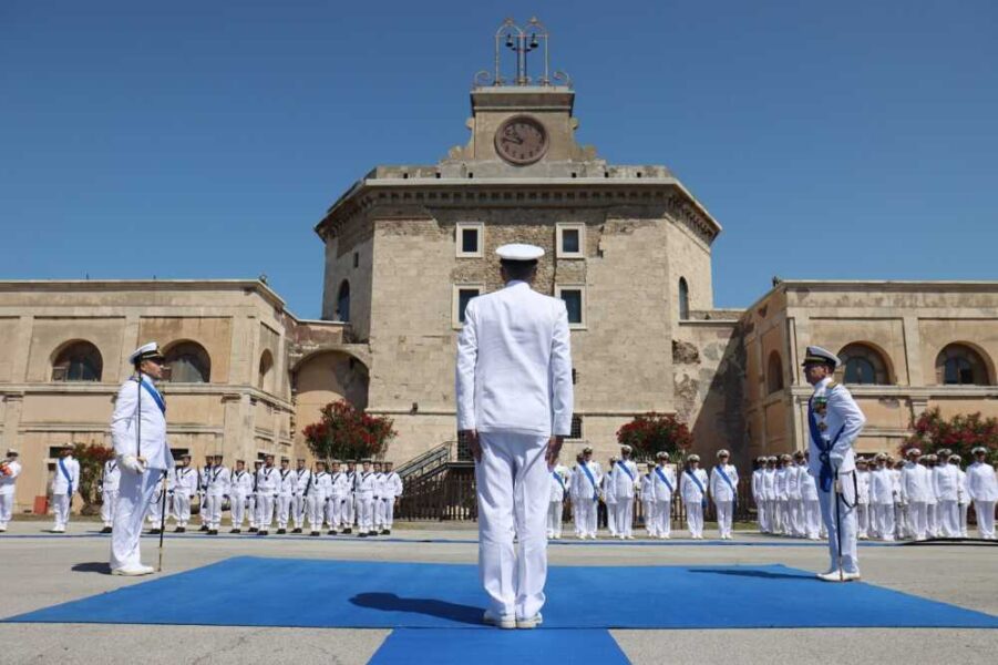 cambio guardia costiera direzione marittima civitavecchia forte michelangelo (1)