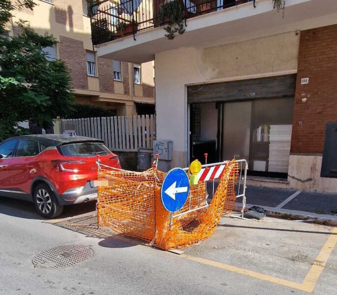 fogna aperta via duca abruzzi ladispoli 4