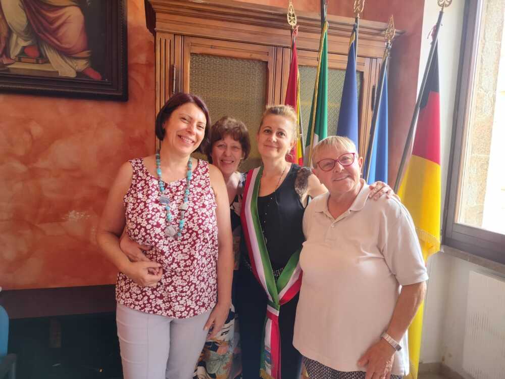 patto di collaborazione_foto con cdz e scuolambiente