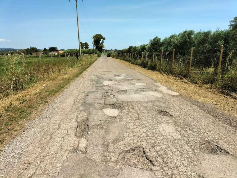 strade rurali buche ladispoli (2) strade rurali buche ladispoli (3)