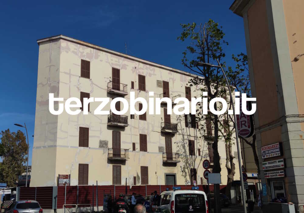 via XVI Settembre palazzo