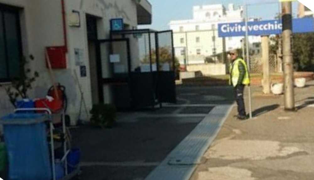 BAGNI-STAZIONE civitavecchia 2