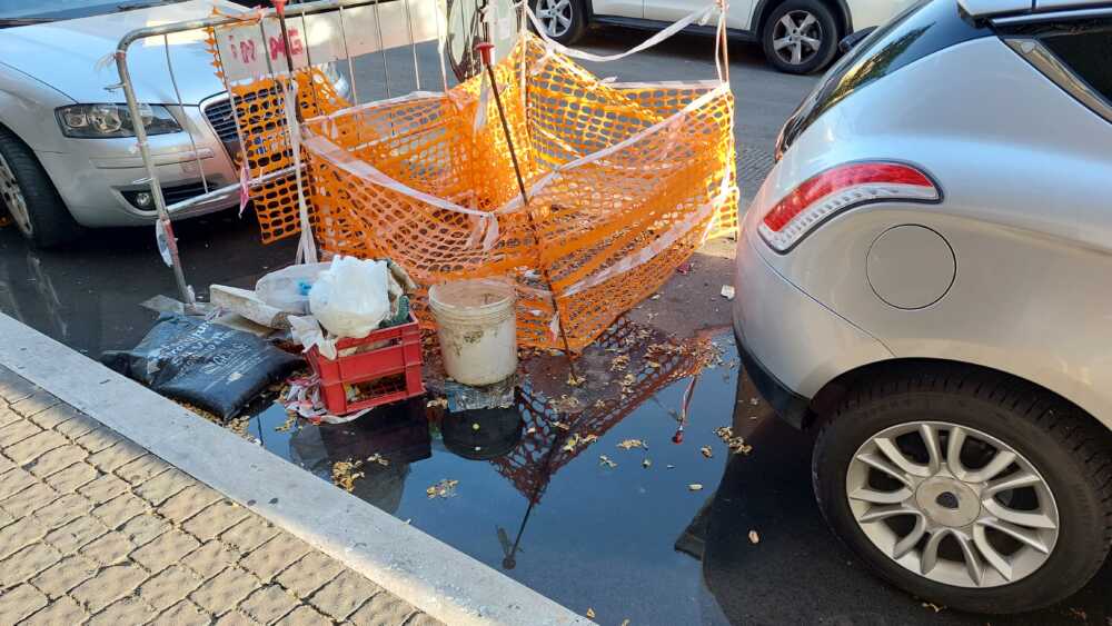 fogna cielo aperto duca abruzzi ladispoli (3) fogna cielo aperto duca abruzzi ladispoli (2)